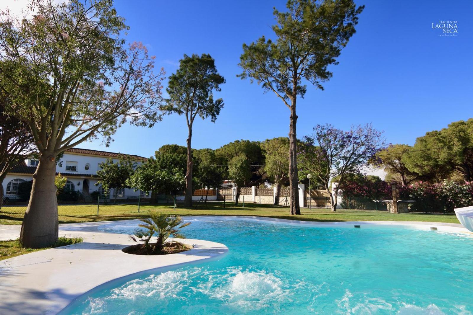 Hacienda Laguna Seca - Apart. Lavanda Чиклана-де-ла-Фронтера Экстерьер фото